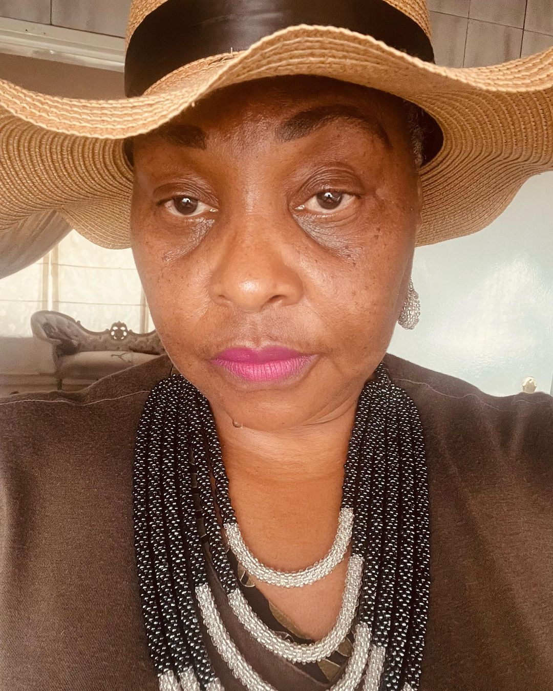 Yvonne Chaka Chaka left Mzansi amazed with her recent post showing off her beauty without makeup. 2