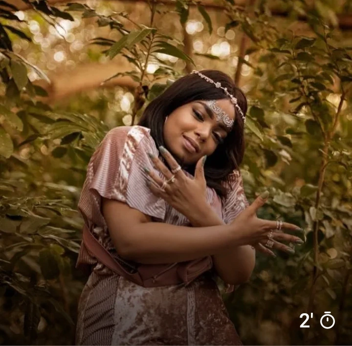 See Beautiful Pictures Of Shekinah Donell 6