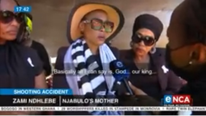 What the mother of the late Njabulo did as the coffin was being lowered into the grave: WATCH 3