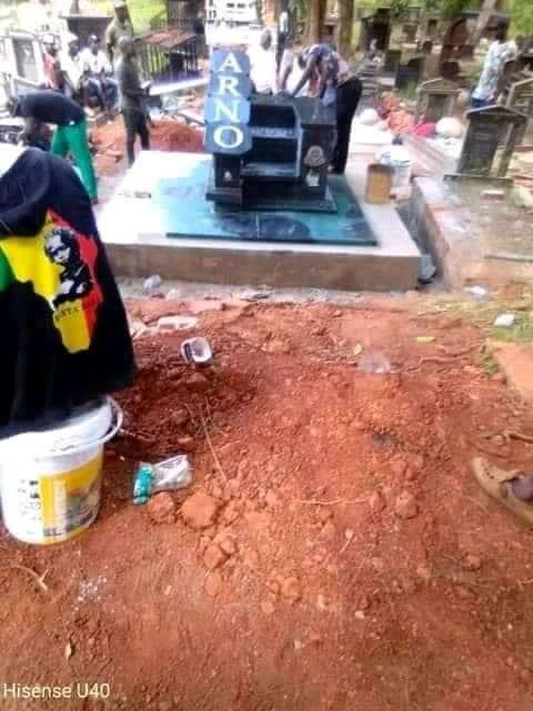 PICS: See What Was Spotted On The Grave Of the Venda Notorious Business Man Arno Mudau 3