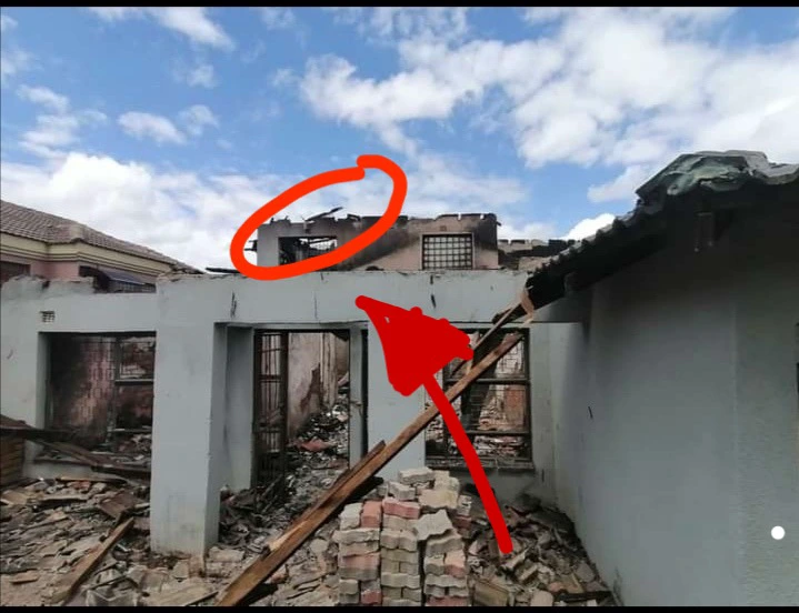 RIP: Two Family Members Died In Limpopo As Their Mansion Caught Fire After This Happened 2