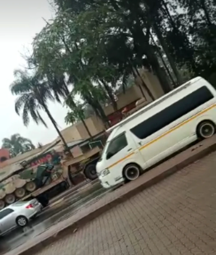 SANDF Army Vihicle Spotted At Venda Plaza Thohoyandou See: Limpopo 6