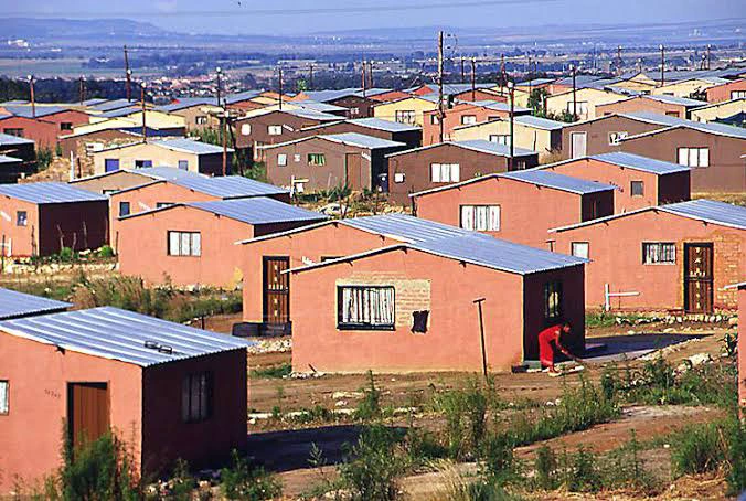 ANC vs EFF- Which Party Builds Beautiful RDP’s? See The Pictures 4