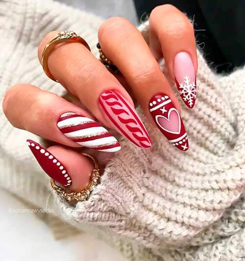 Nail Designs That Will Have You Feeling Extra Festive 18