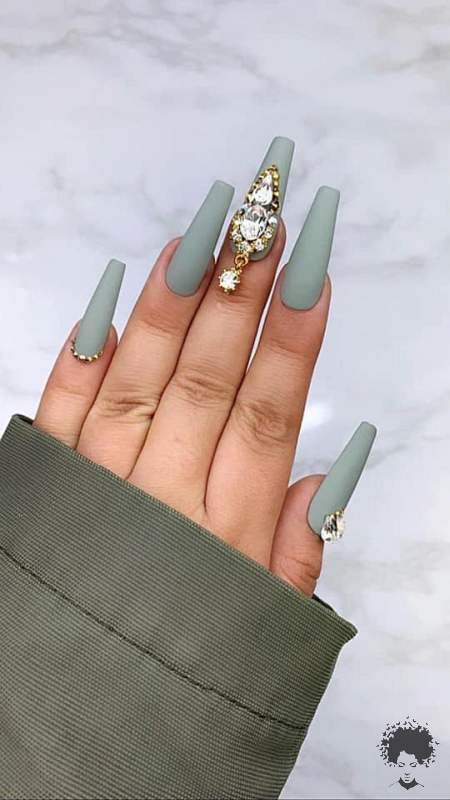 Glamorous Nail Art Designs You Should Use in Your Engagement Ceremony 19