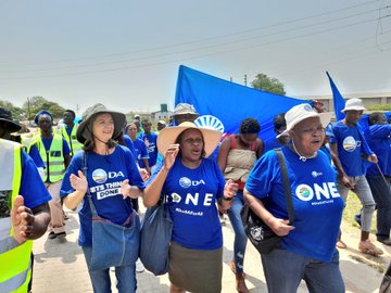 Mpumalanga residents with DA and ActionSA protest about Shongwe Hospital's poor condition 1