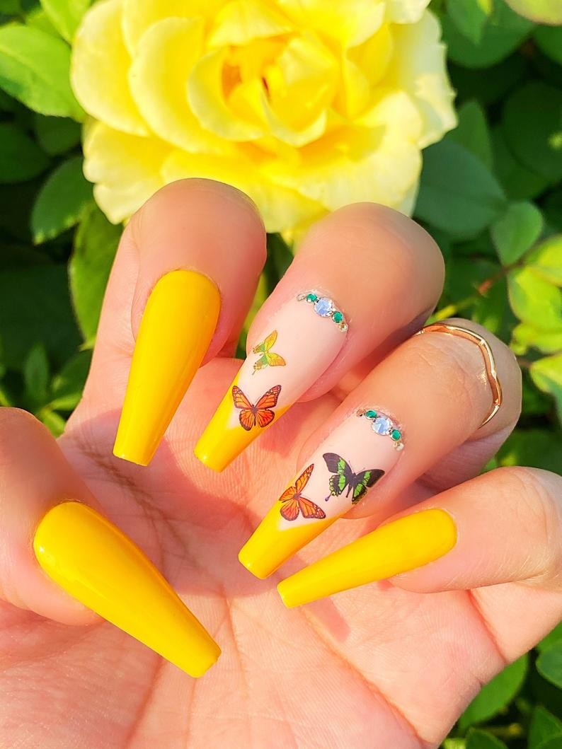 Yellow Nail Designs To Bring Sunshine2023 7