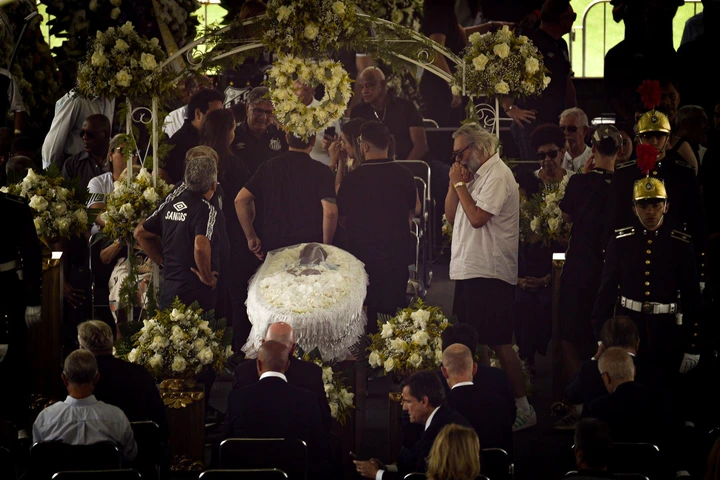 ANC Minister Nkosazana Dlamini-Zuma At The Funeral Of Pelé See Here Deep Sadness 3